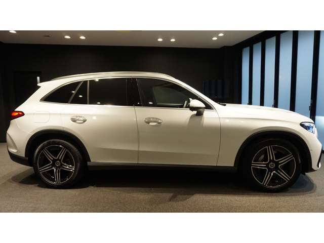 Mercedes-Benz GLC 11