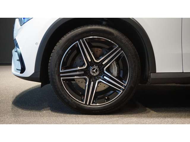 Mercedes-Benz GLC 12