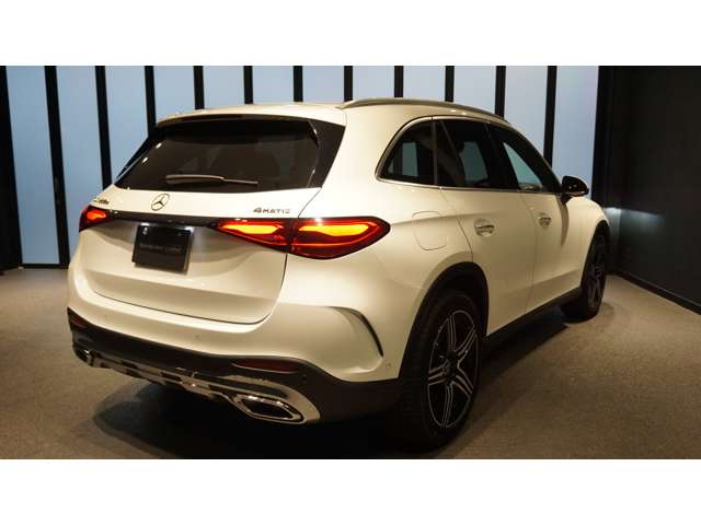 Mercedes-Benz GLC 10