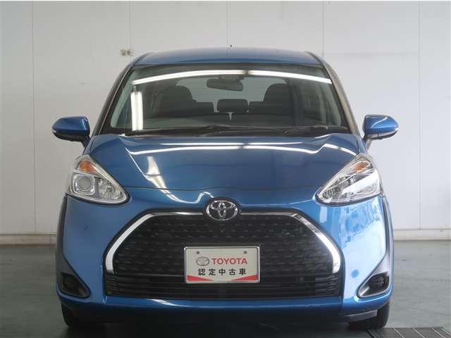 Toyota Sienta 5