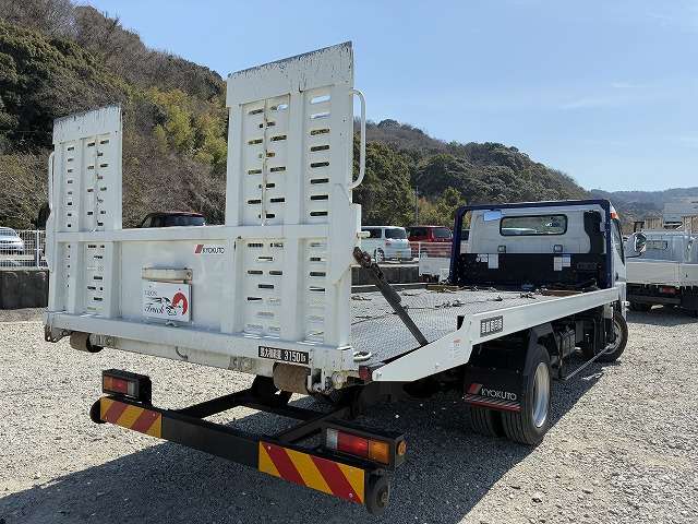 Mitsubishi Fuso Canter 8