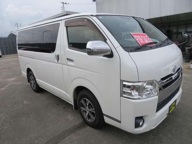 Toyota Hiace Van 2