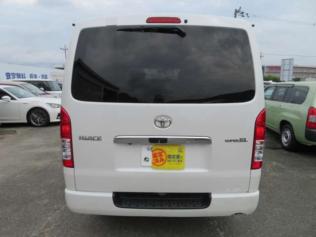 Toyota Hiace Van 9