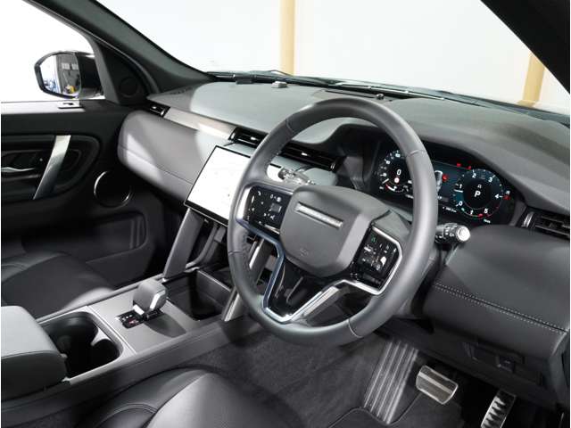 Land Rover Discovery Sport 11