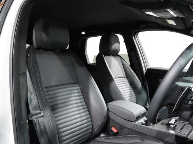 Land Rover Discovery Sport 12