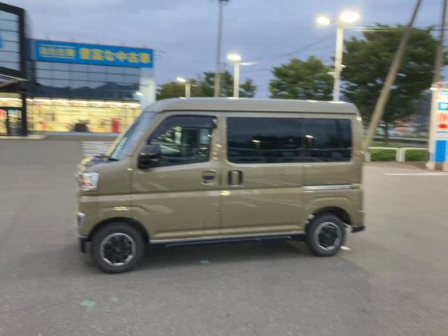 Daihatsu Atrai 6