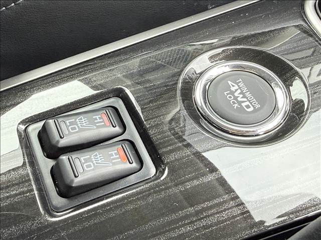 Mitsubishi Outlander PHEV 4