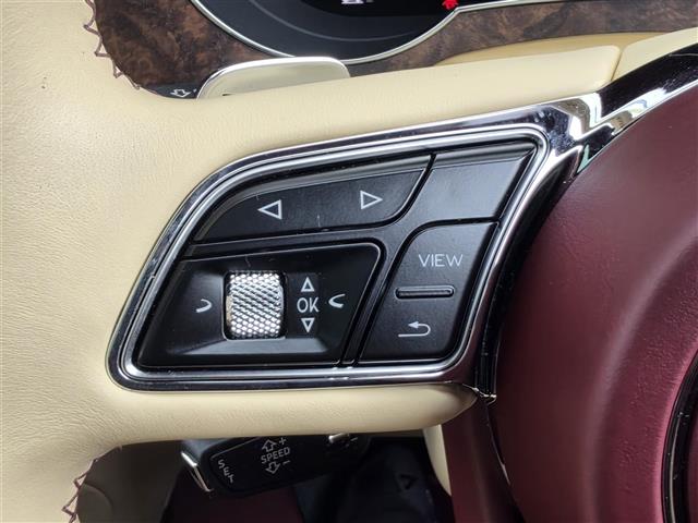 Bentley Bentayga 9