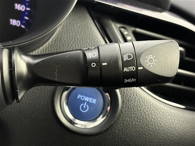Toyota C-HR 10