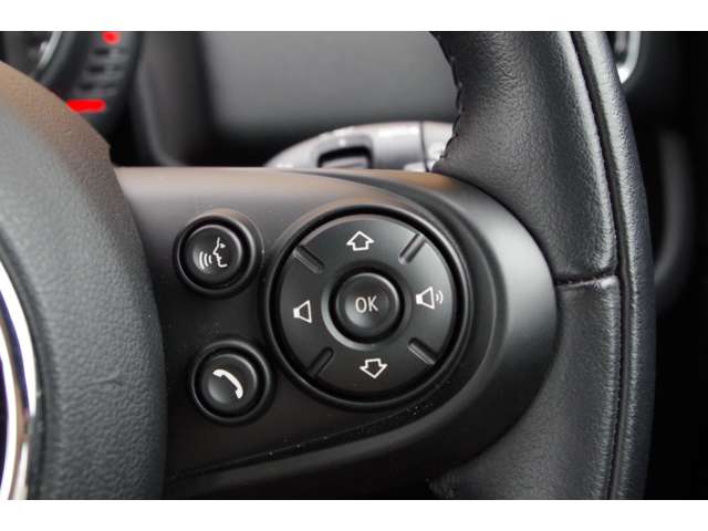 MINI Crossover 9