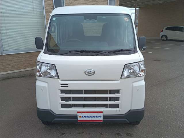Daihatsu Hijet Cargo 4