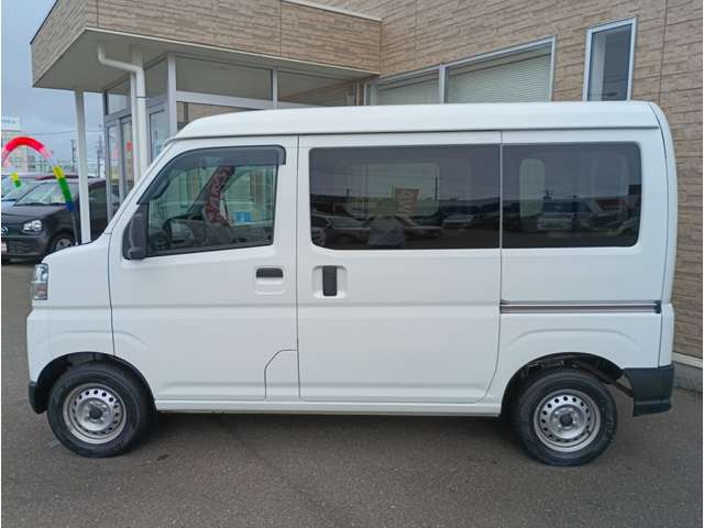 Daihatsu Hijet Cargo 5