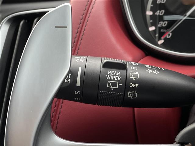 Maserati Levante 11