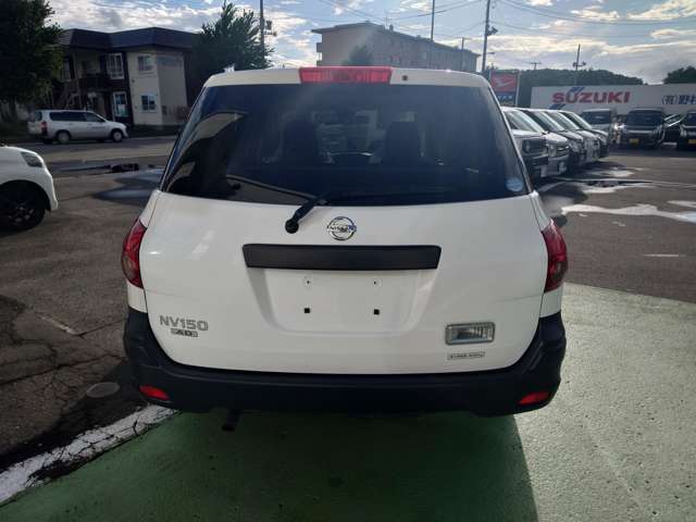 Nissan NV150 AD 8