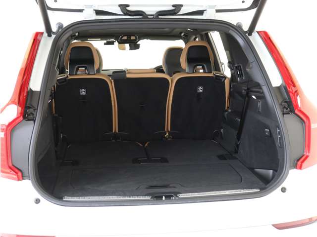 Volvo XC90 12