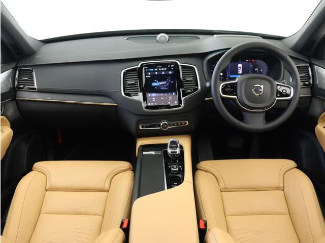 Volvo XC90 4