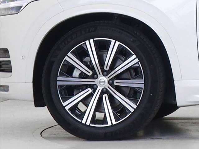 Volvo XC90 9