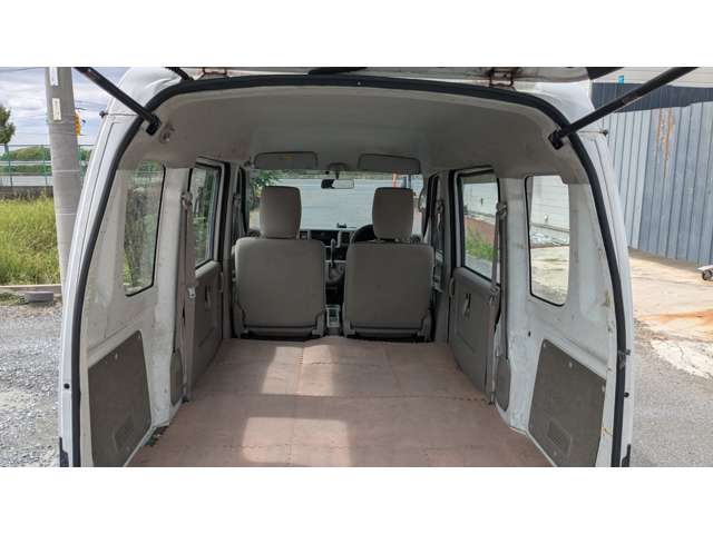 Nissan NV100 Clipper 10