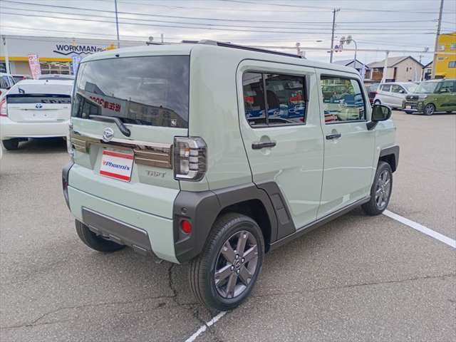 Daihatsu Taft 6