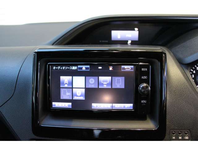 Toyota Esquire 8