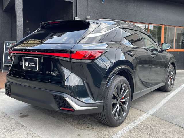 Lexus RX 7