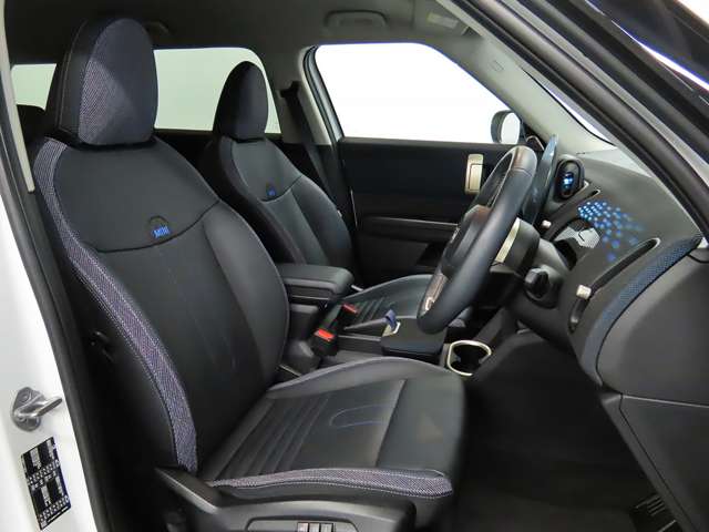 MINI Countryman 6