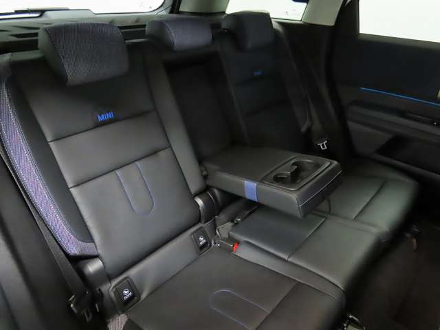MINI Countryman 7