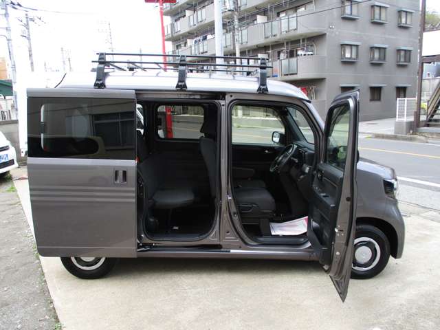 Honda N-VAN 12