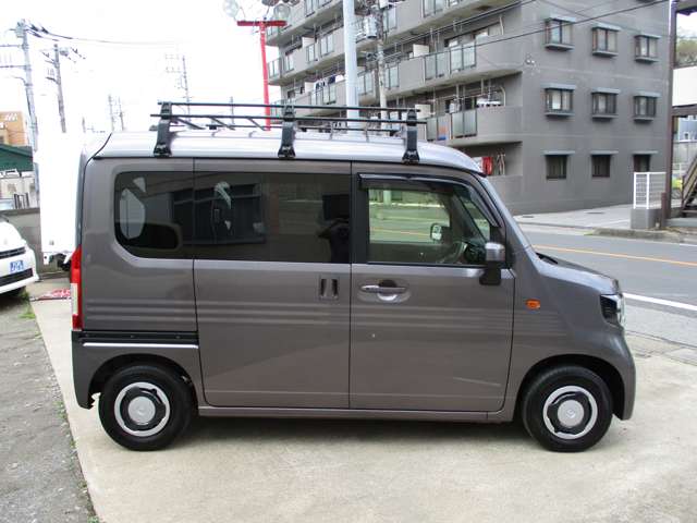 Honda N-VAN 10