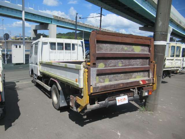 Mitsubishi Fuso Canter 6