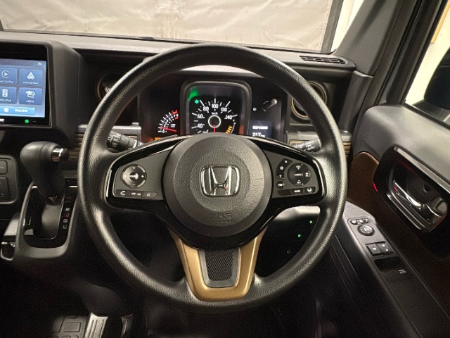 Honda N-VAN 8