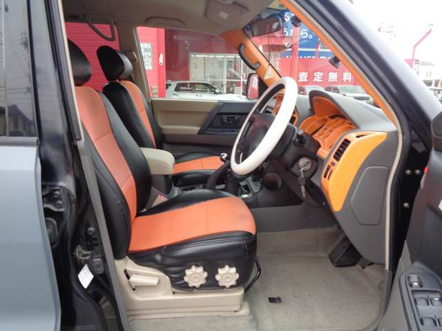 Mitsubishi Pajero 11