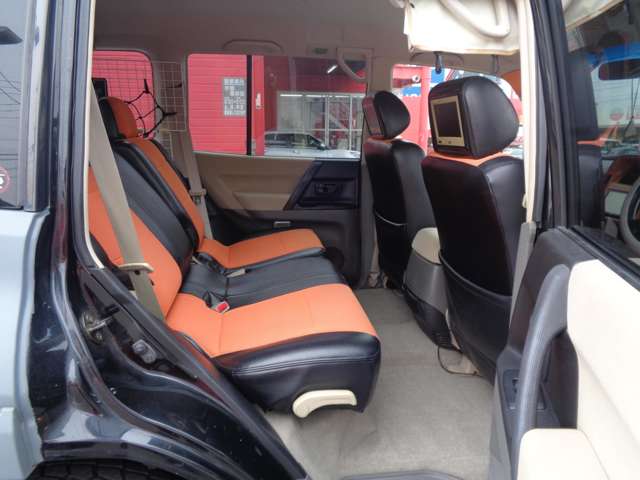 Mitsubishi Pajero 12