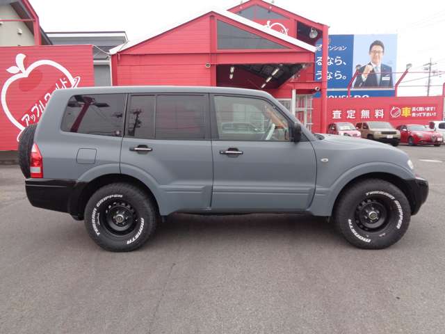 Mitsubishi Pajero 4
