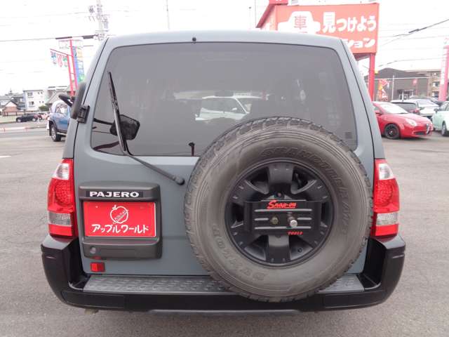 Mitsubishi Pajero 7