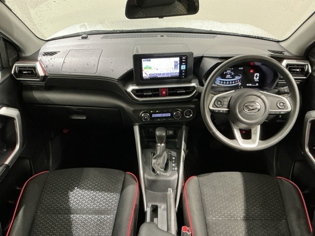 Daihatsu Rocky 8