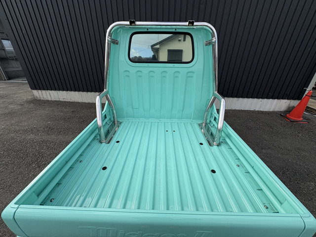 Daihatsu Midget II 5