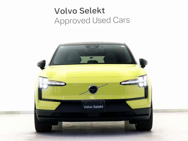 Volvo EX30 11