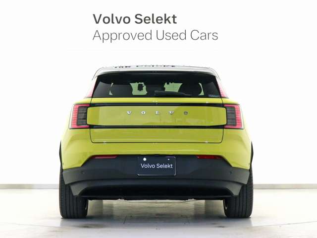 Volvo EX30 12
