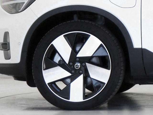Volvo C40 11