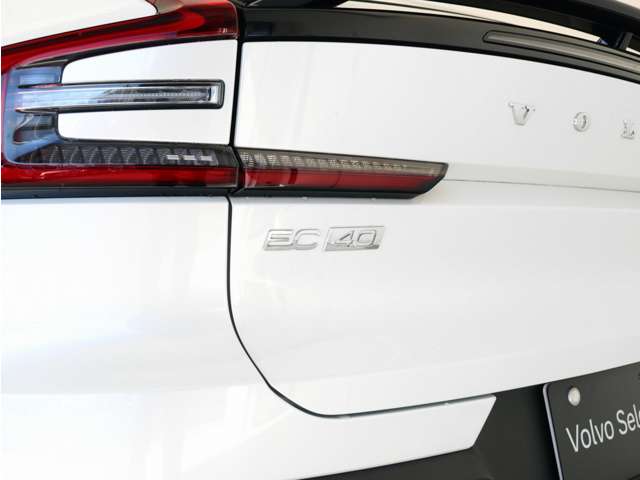 Volvo C40 8