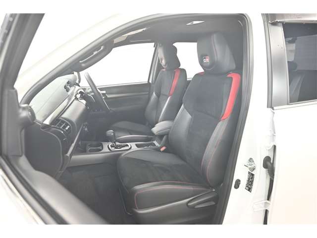 Toyota Hilux 11