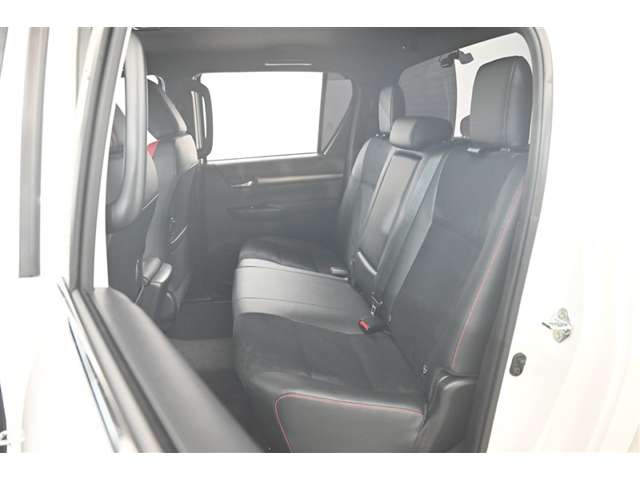 Toyota Hilux 12