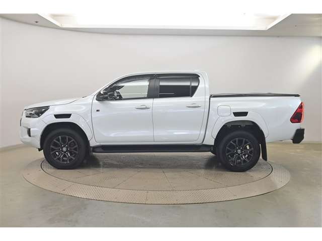 Toyota Hilux 5