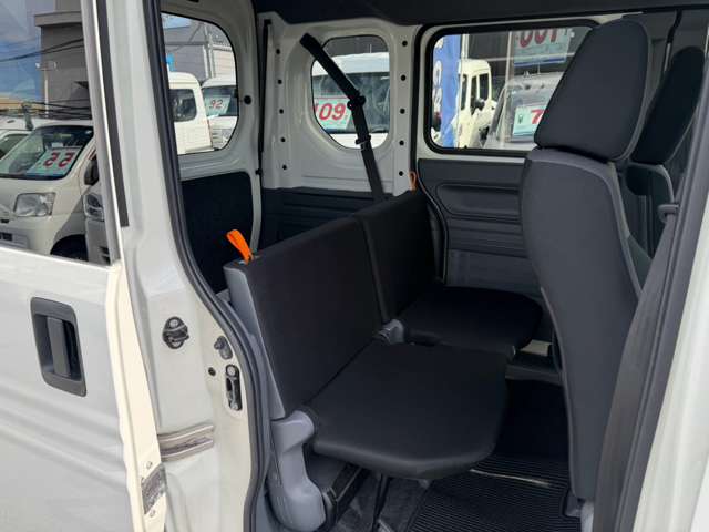 Honda N-VAN 9