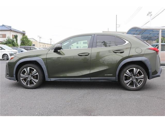 Lexus UX 11