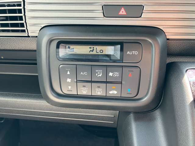 Honda N-VAN 11