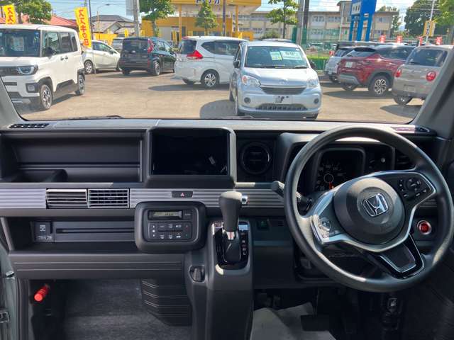 Honda N-VAN 9