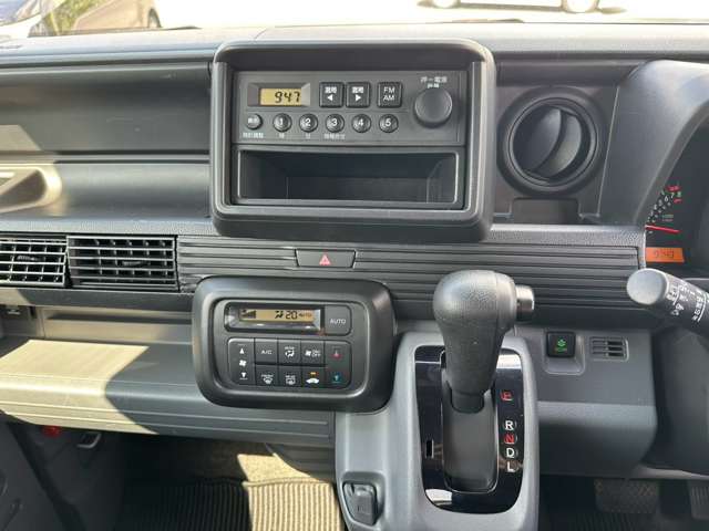 Honda N-VAN 10