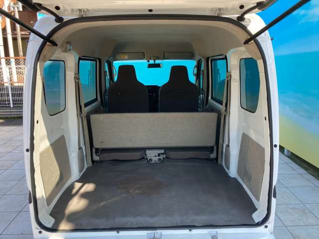Nissan NV100 Clipper 9